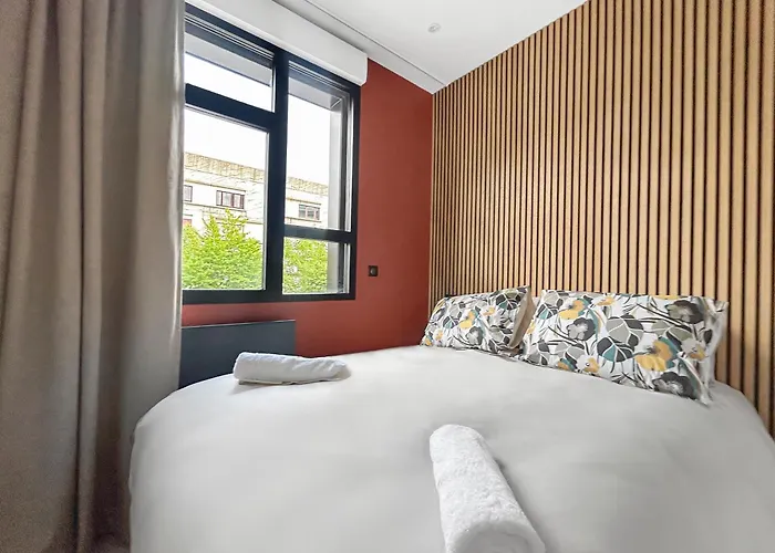 102 Elegant Avec Jardin, Centre-ville