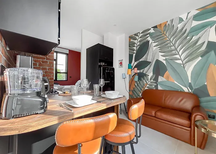 102 Elegant Avec Jardin, Centre-ville